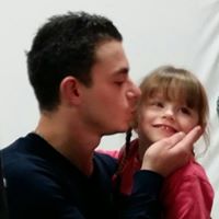 Sandra Larue Photo 7