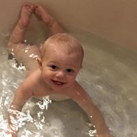 Laura Weiss Photo 50