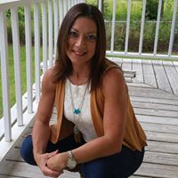 Leah Clements Photo 3