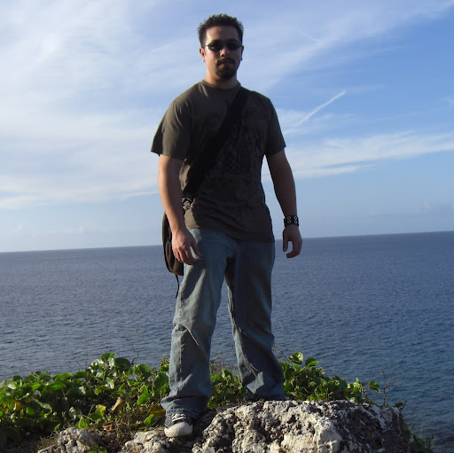 Robert Perez Photo 37