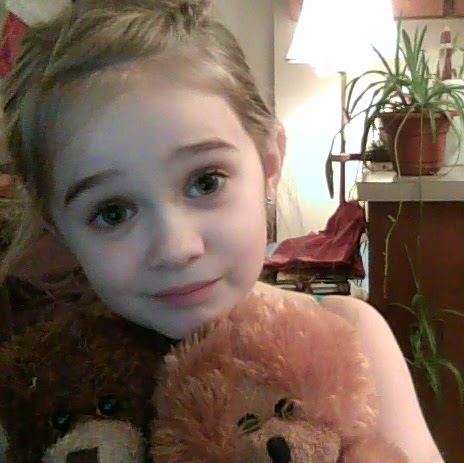 Samantha Hays Photo 15