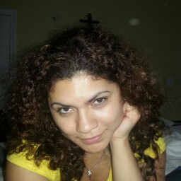 Ana Molina Photo 7