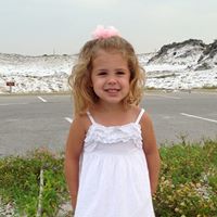 Alisa Bruce Photo 2