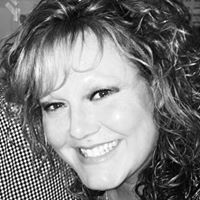 Sandra Lamb Photo 18