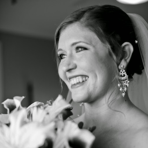 Laura Green Photo 27 Laura Green Photo 27