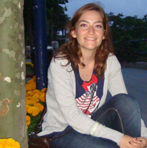 Sara Ballesteros Photo 10