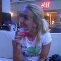 Caroline Madsen Photo 18