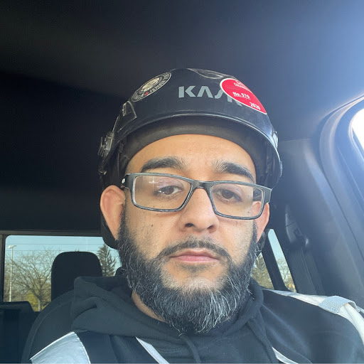 Robert Figueroa Photo 13