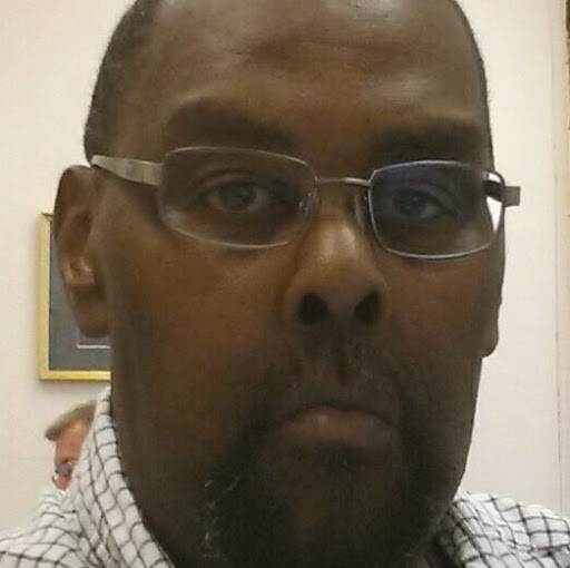 Victor Davis Photo 44