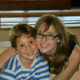 Laura Ward Photo 39