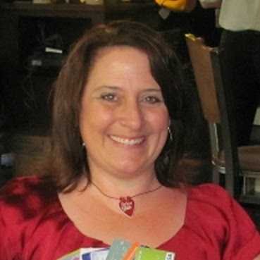 Michele Reynolds Photo 28