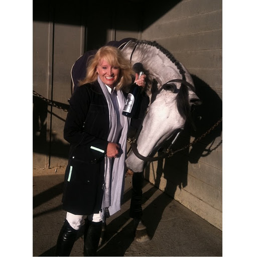 Julie Hancock Photo 37