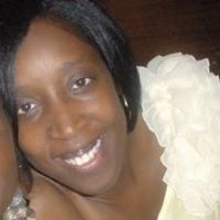 Yvette Adams Photo 11