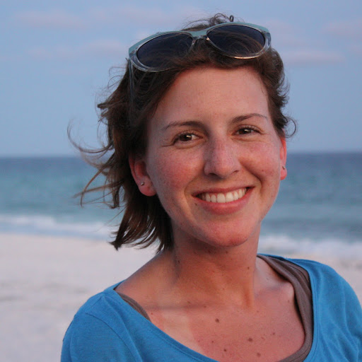 Julie Moser Photo 38