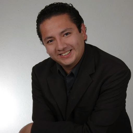 Erick Castro Photo 14