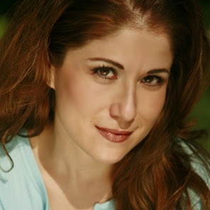 Laura Perez Photo 38
