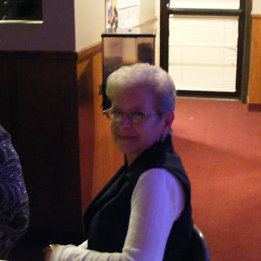 Carole Carlson Photo 31