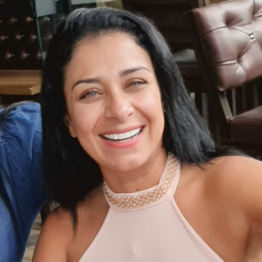 Jenny Lozano Photo 33