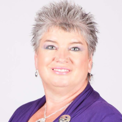 Helen Johnson Photo 32