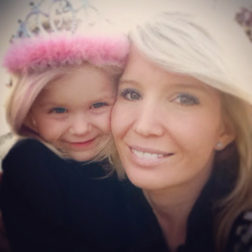 Holly Hebert Photo 8