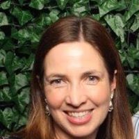 Elizabeth Stirling Photo 11