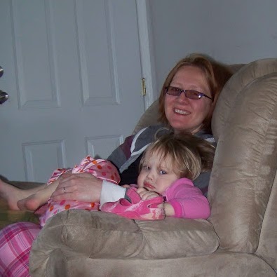 Laura Hughes Photo 12