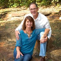 Julia Mayes Photo 16