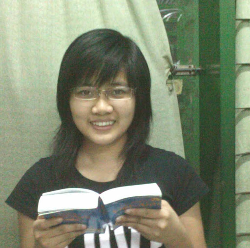 Yen Tran Photo 14