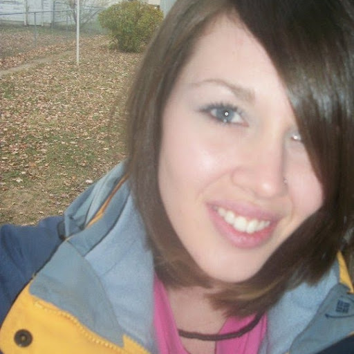 Anna Harrington Photo 33