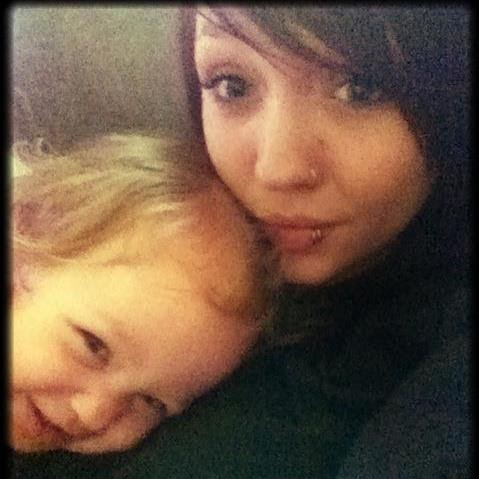 Amanda Sims Photo 22