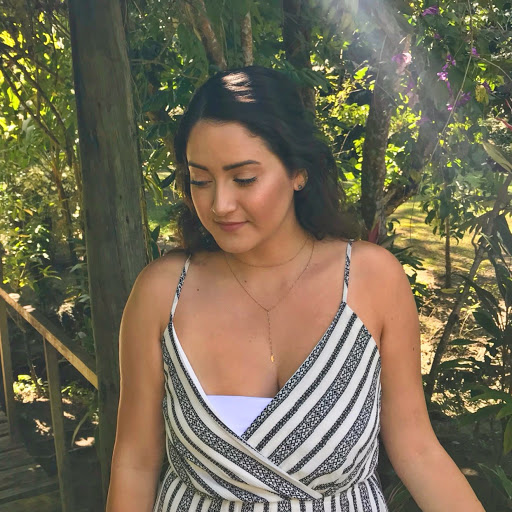 Kristina Reyes Photo 13