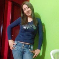 Angela Tellez Photo 15