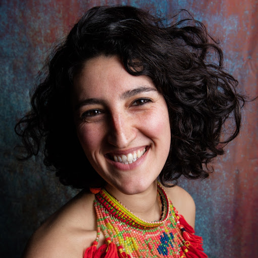 Simone Davis Photo 40