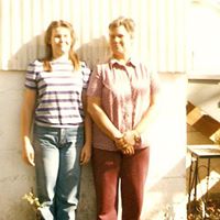 Julie Grimes Photo 41