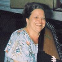 Elizabeth Kinney Photo 31