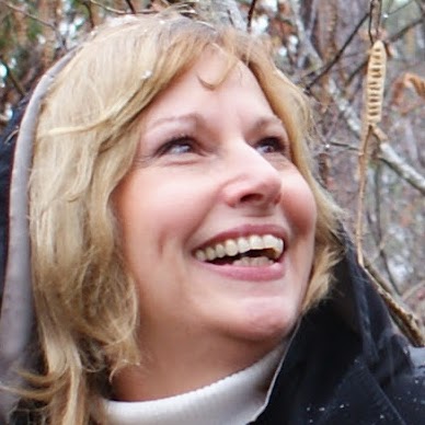 Elizabeth Gregory Photo 19