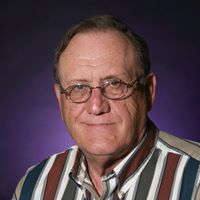 Dennis Riddle Photo 26