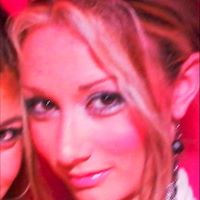 Ellie Alexander Photo 27