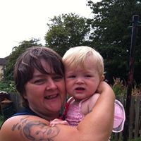 Angela Wainwright Photo 13