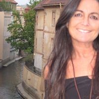 Marta Gross Photo 6