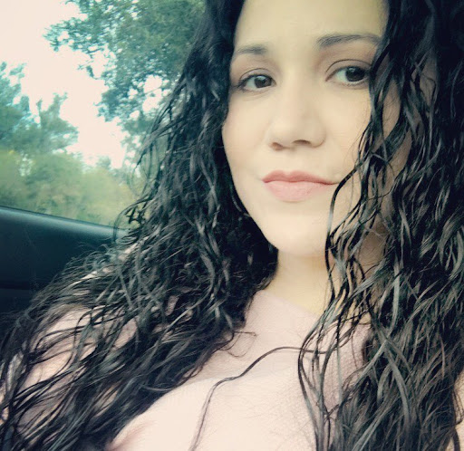 Sandra Vargas Photo 27
