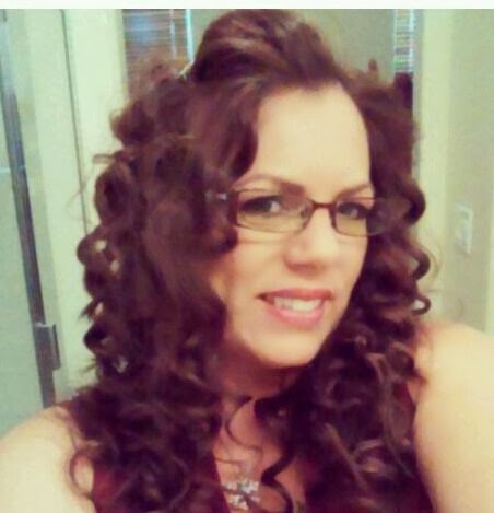 Julie Schrader Photo 29