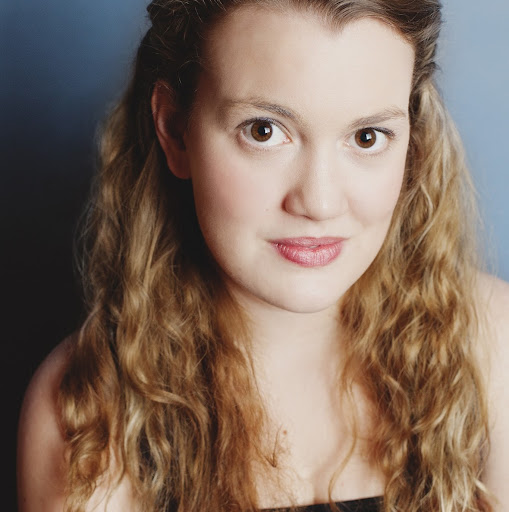 Stephanie Baird Photo 17