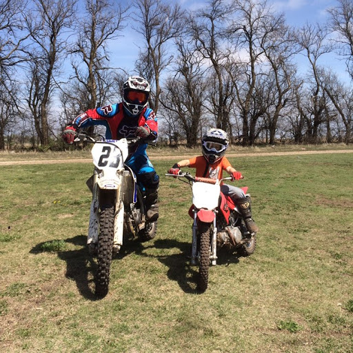 Brandon Rogers Photo 33