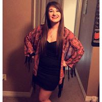 Rachelle Thompson Photo 18