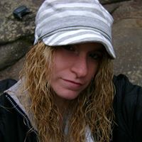 Elizabeth Graf Photo 15