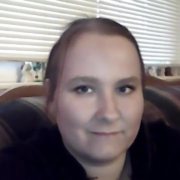 April Cunningham Photo 21