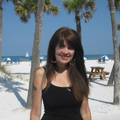 Janice Holloway Photo 13