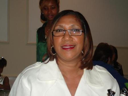Willie Douglas Photo 31
