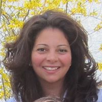 Linda Larsen Photo 18
